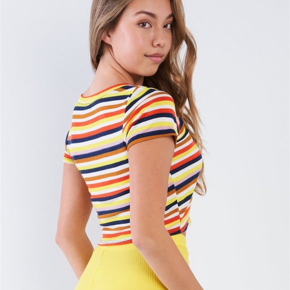 🎀Short Sleeve Top🎀 - Picture 3 of 5